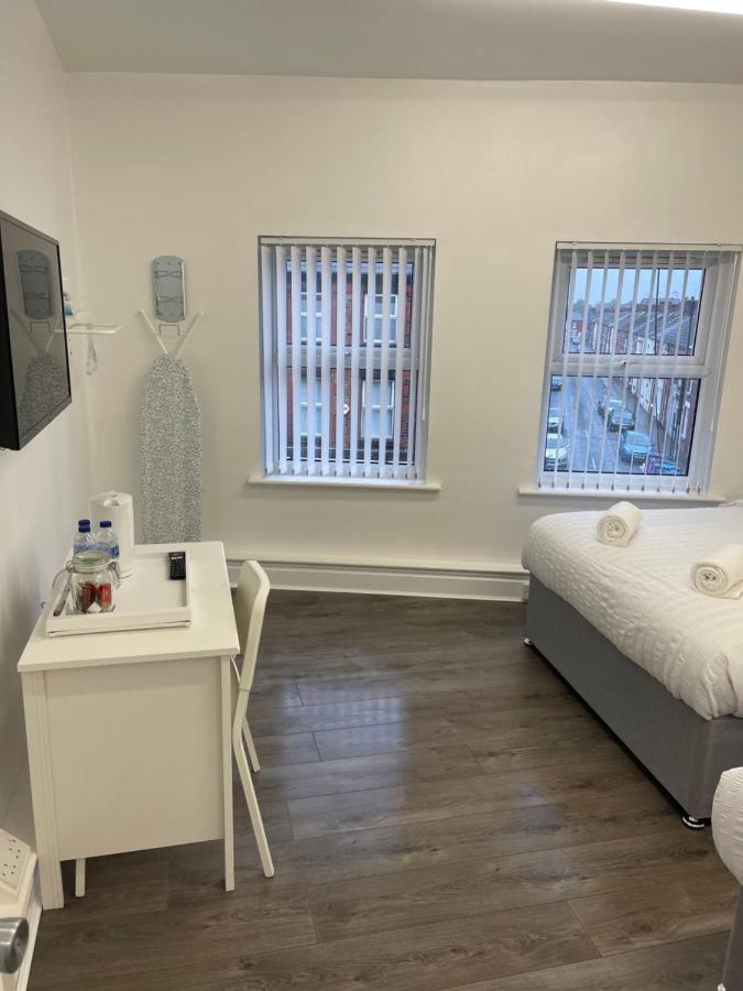 County Road Rooms Liverpool Extérieur photo